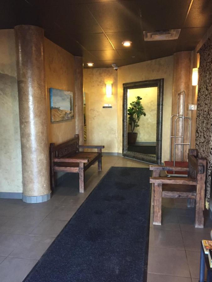 Clearwater Residence Hotel Timberlea Fort Mcmurray Buitenkant foto
