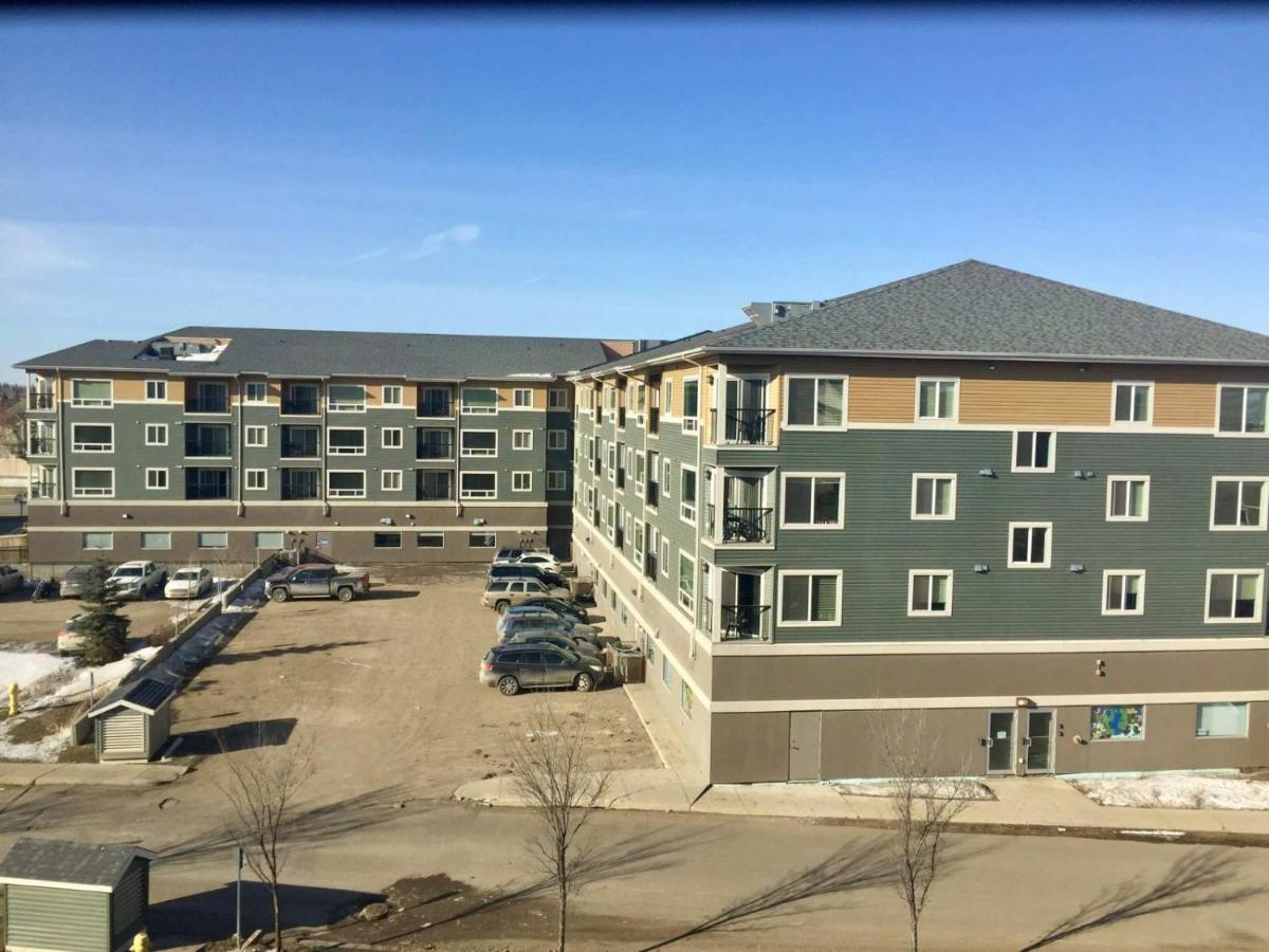 Clearwater Residence Hotel Timberlea Fort Mcmurray Buitenkant foto